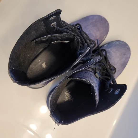 Yes We Vibe Bohemian Wolf Lace-up Combat Boots US Men's 10 / Women's 11.5 Gray - Picture 9 of 16